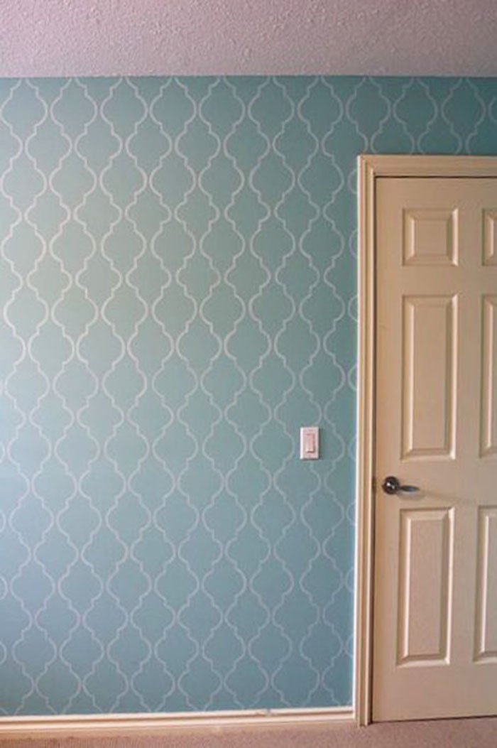 Trang trí tường bằng giấy dán tường màu xanh